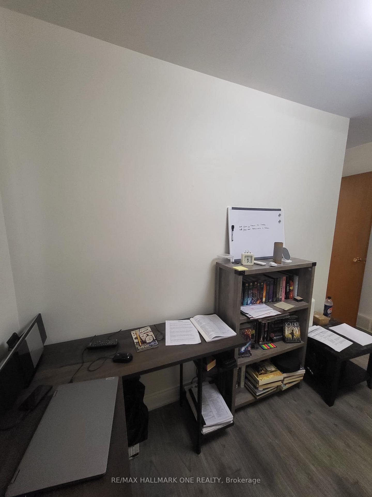 Photo 10 of 68 Sherwood Avenue, Loyalist, Amherstview — HOMEH