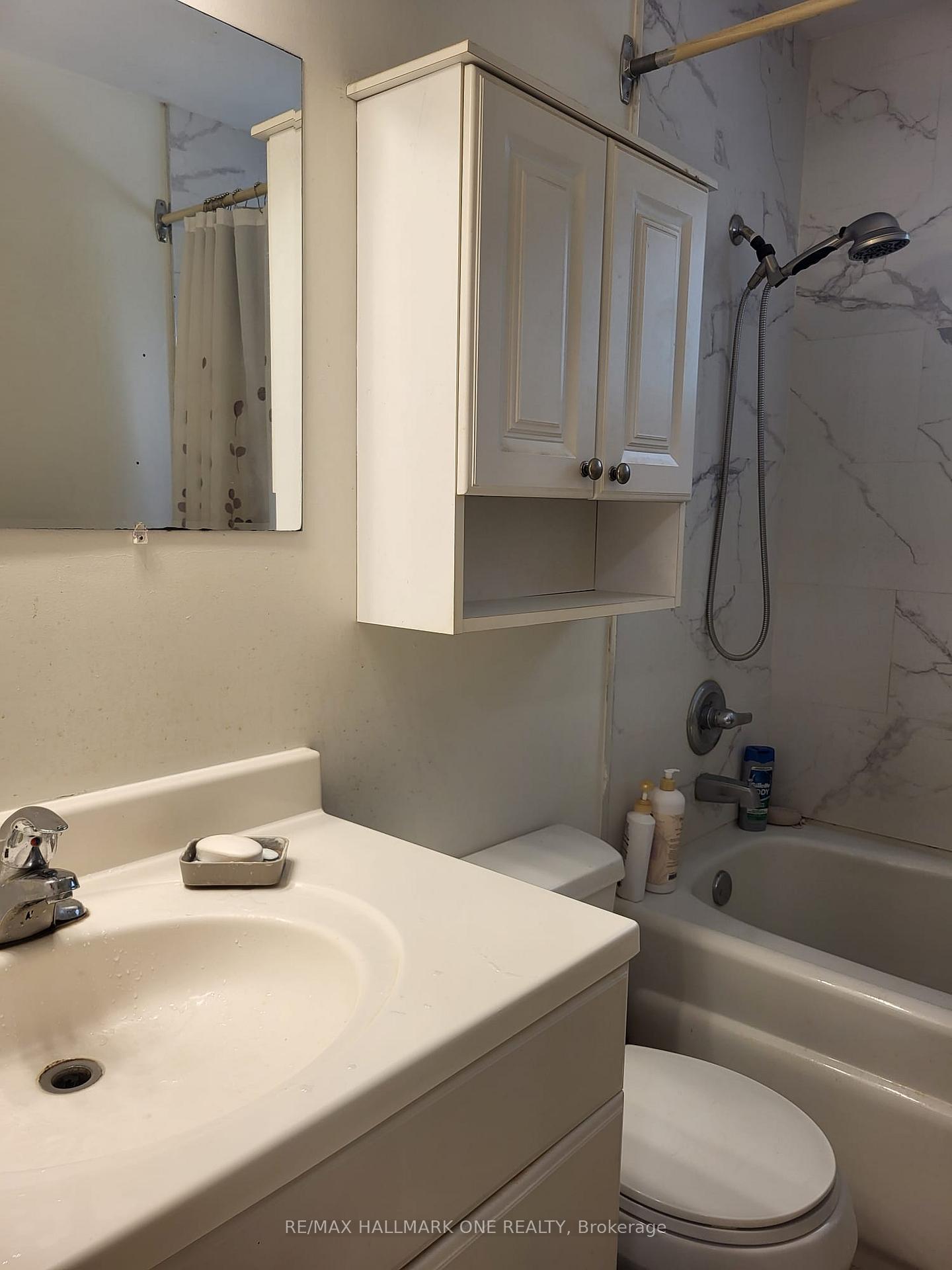 Photo 44 of 68 Sherwood Avenue, Loyalist, Amherstview — HOMEH