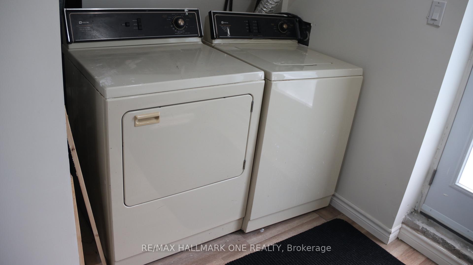 Photo 46 of 68 Sherwood Avenue, Loyalist, Amherstview — HOMEH