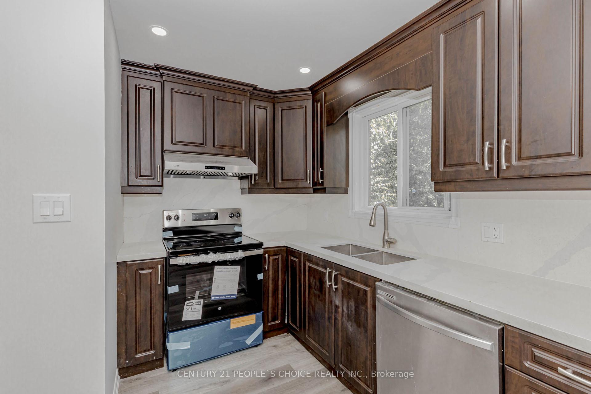 Photo 12 of 81 Bechtel Drive, Kitchener — HOMEH