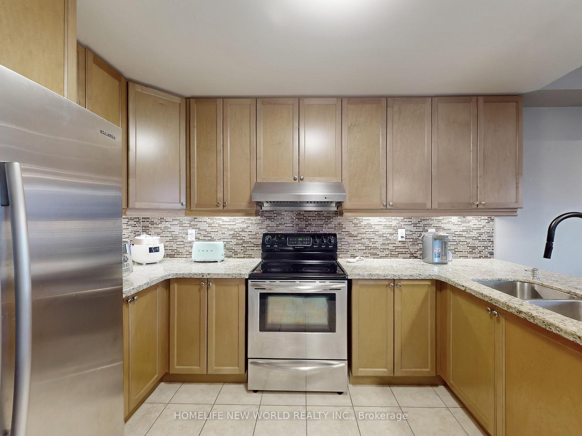 Photo 9 of 118 Betty Roman Boulevard, Markham, Cathedraltown — HOMEH