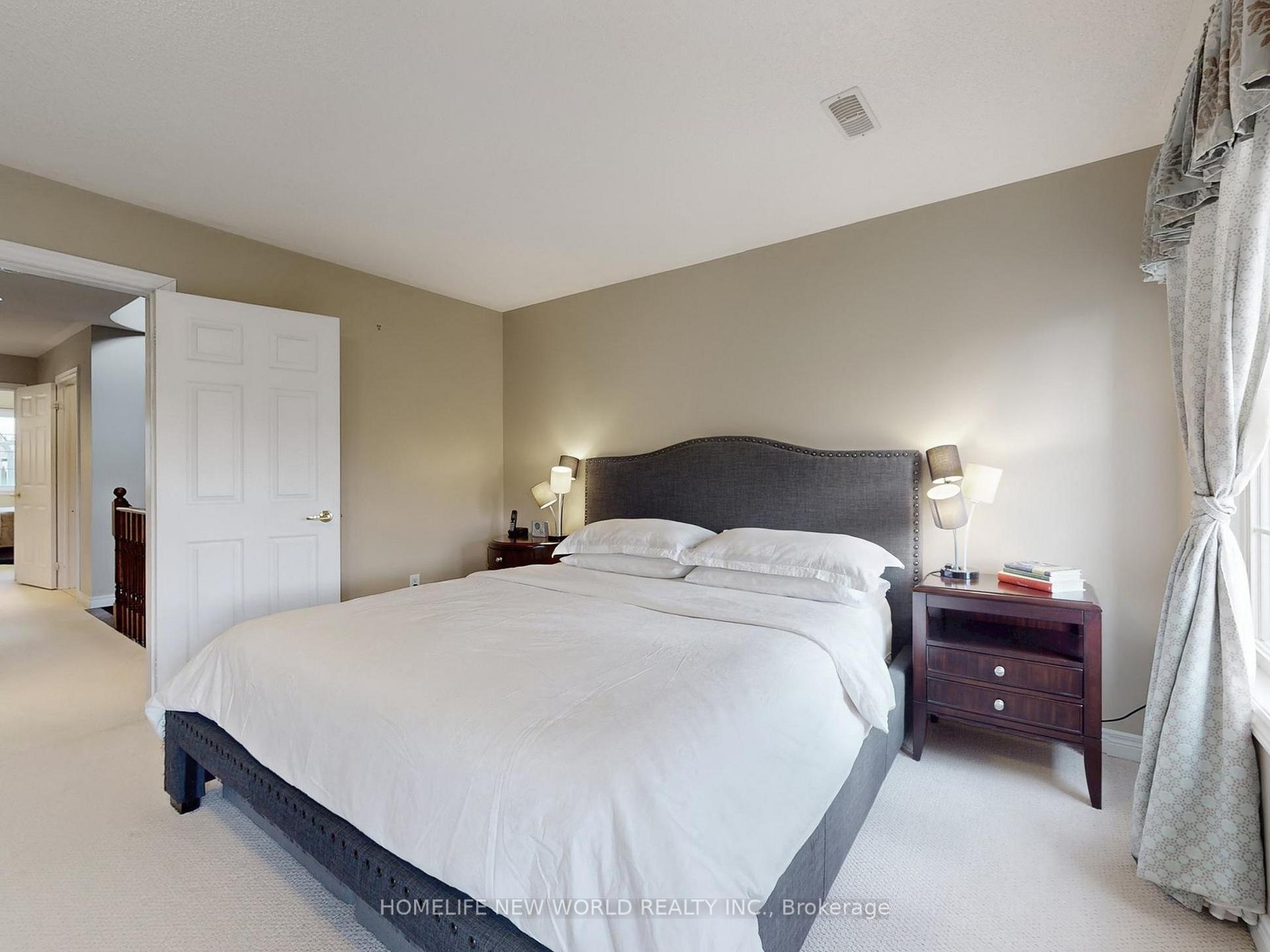 Photo 20 of 118 Betty Roman Boulevard, Markham, Cathedraltown — HOMEH