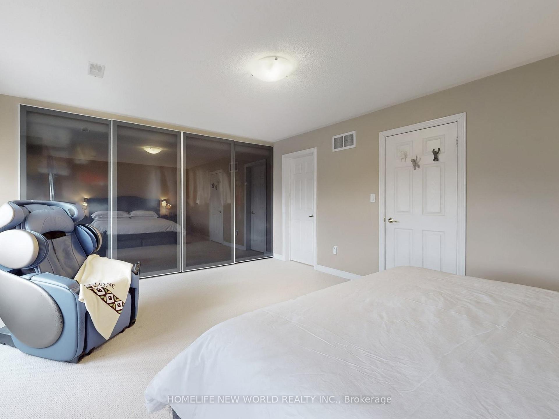 Photo 22 of 118 Betty Roman Boulevard, Markham, Cathedraltown — HOMEH