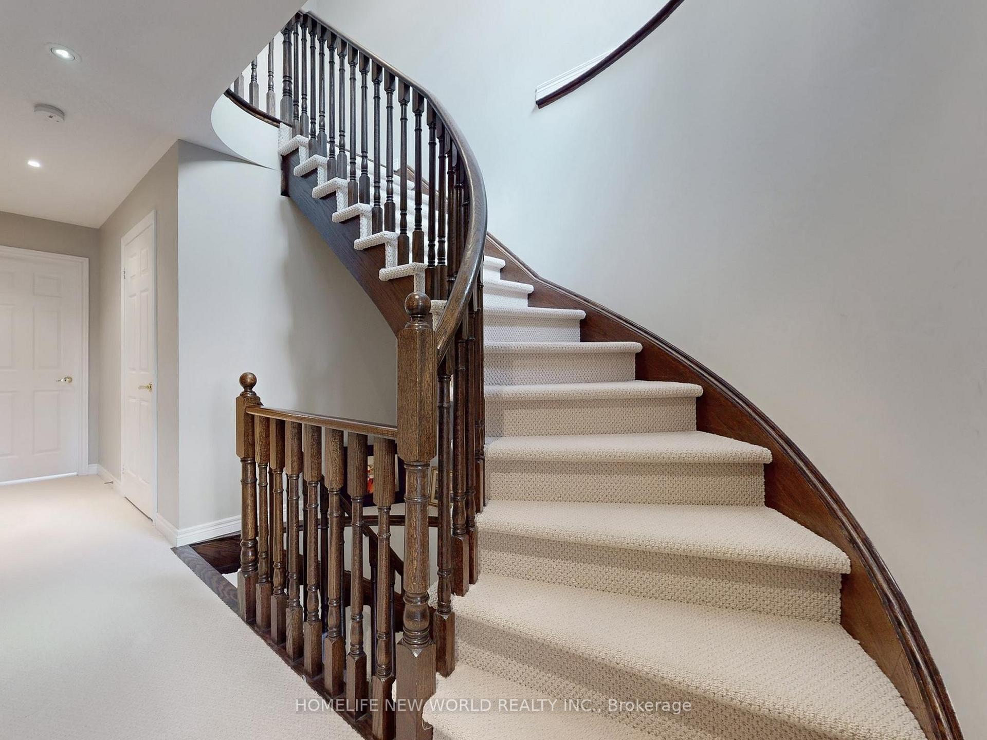 Photo 32 of 118 Betty Roman Boulevard, Markham, Cathedraltown — HOMEH