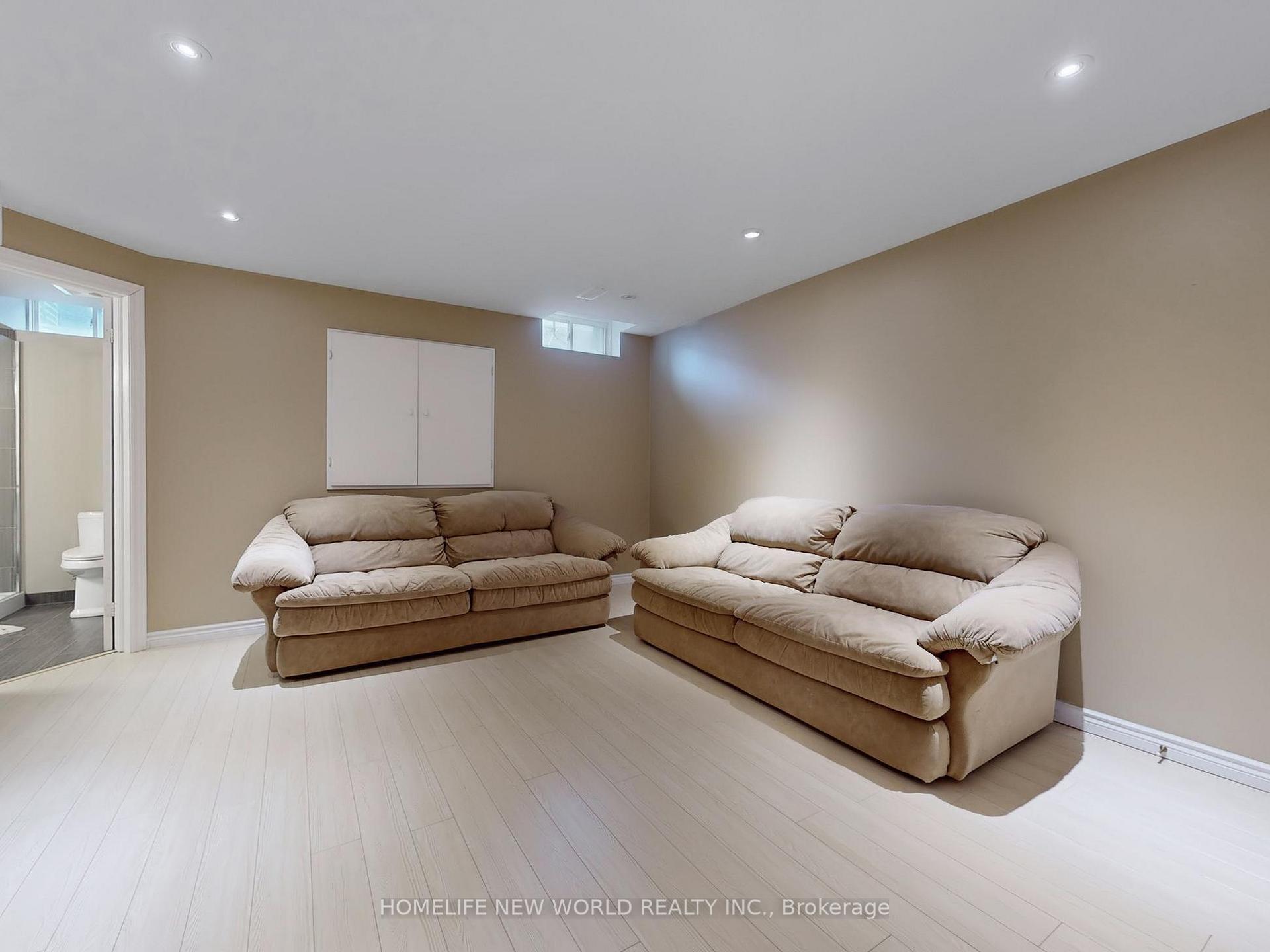 Photo 43 of 118 Betty Roman Boulevard, Markham, Cathedraltown — HOMEH
