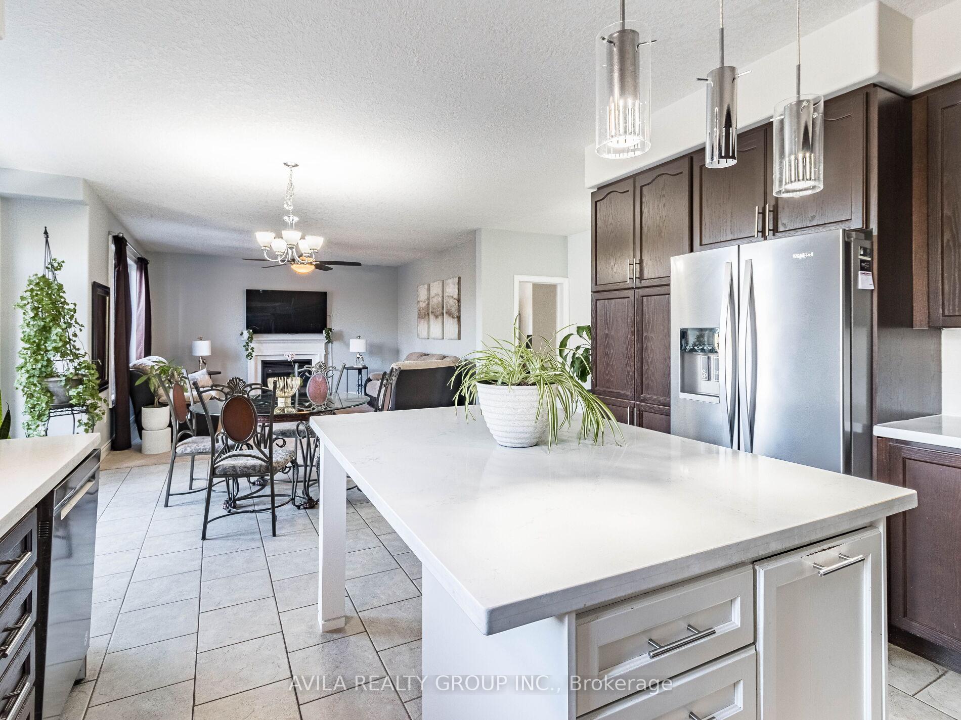 Photo 23 of 950 Booth Avenue, Innisfil, Alcona — HOMEH