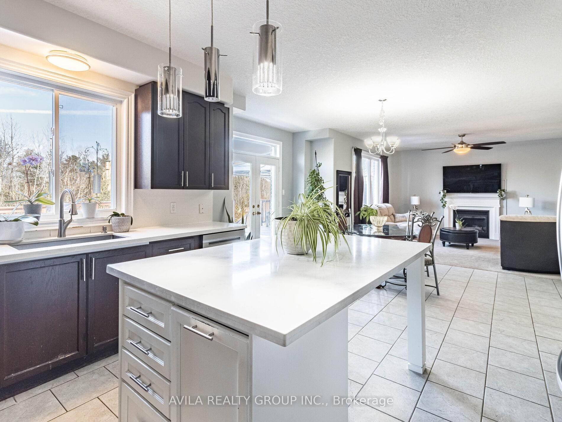 Photo 24 of 950 Booth Avenue, Innisfil, Alcona — HOMEH