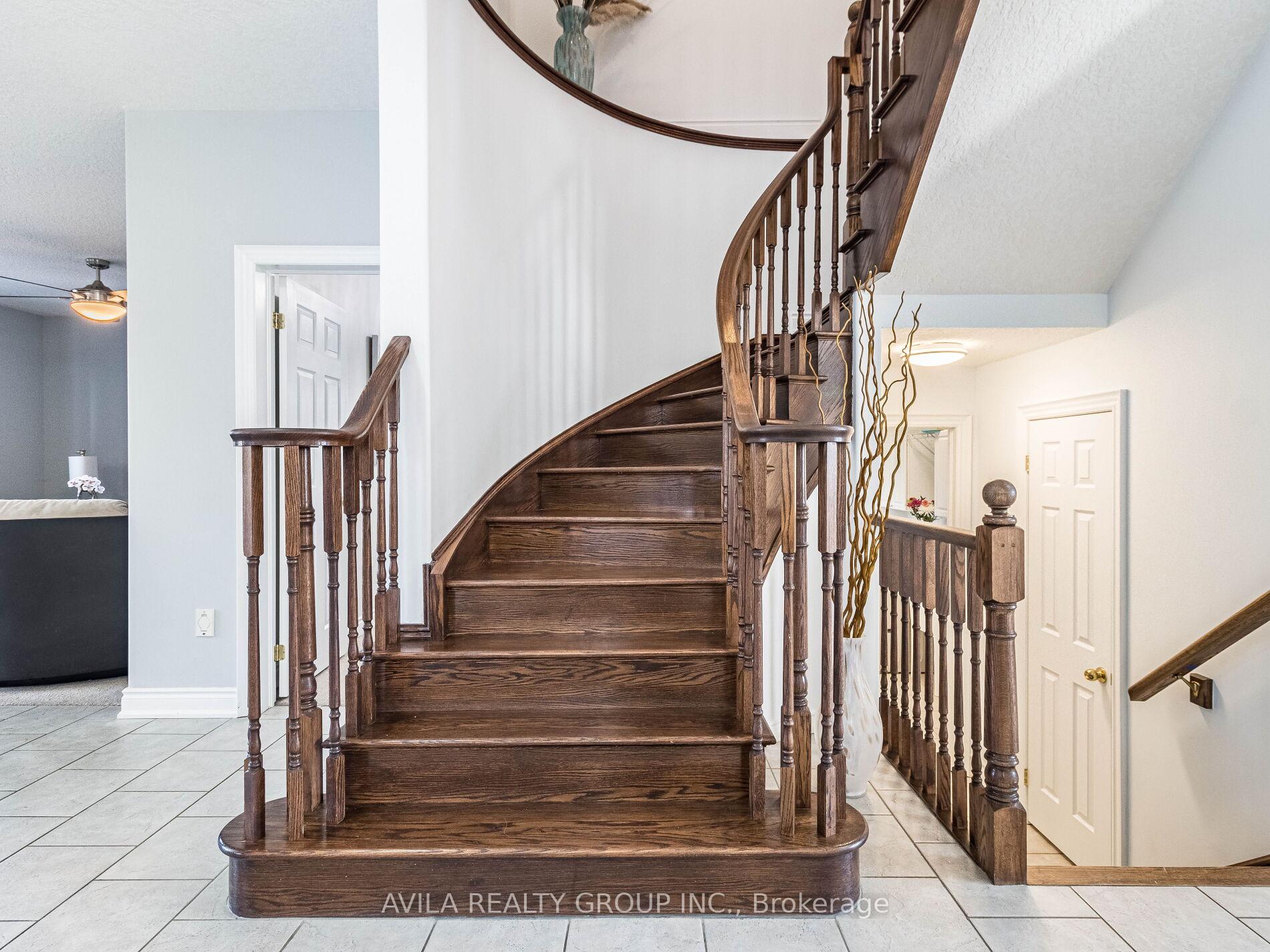 Photo 30 of 950 Booth Avenue, Innisfil, Alcona — HOMEH