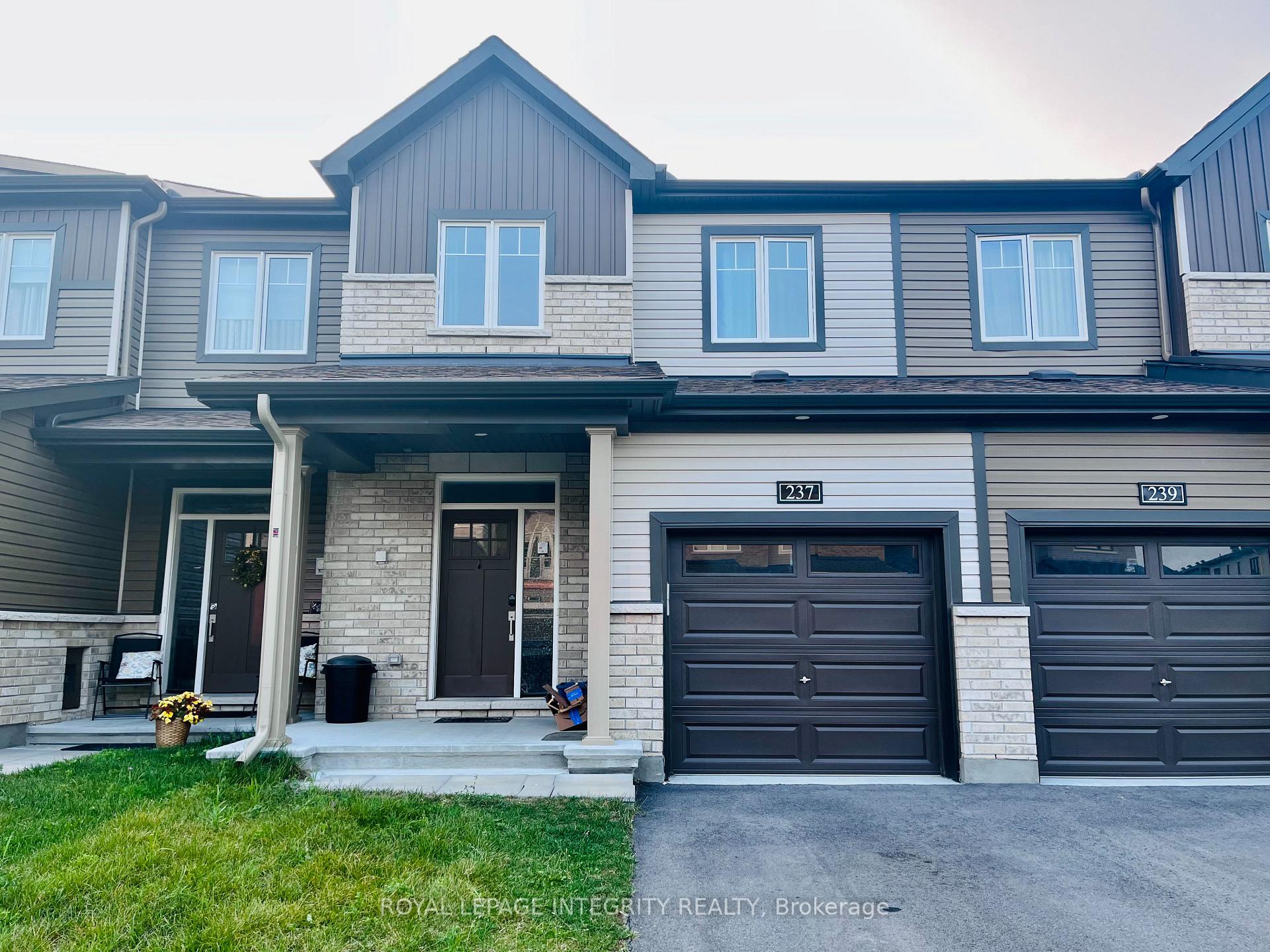 Photo 1 of 237 Calvington Avenue, Ottawa, Kanata - Kanata Lakes/Heritage Hills — HOMEH