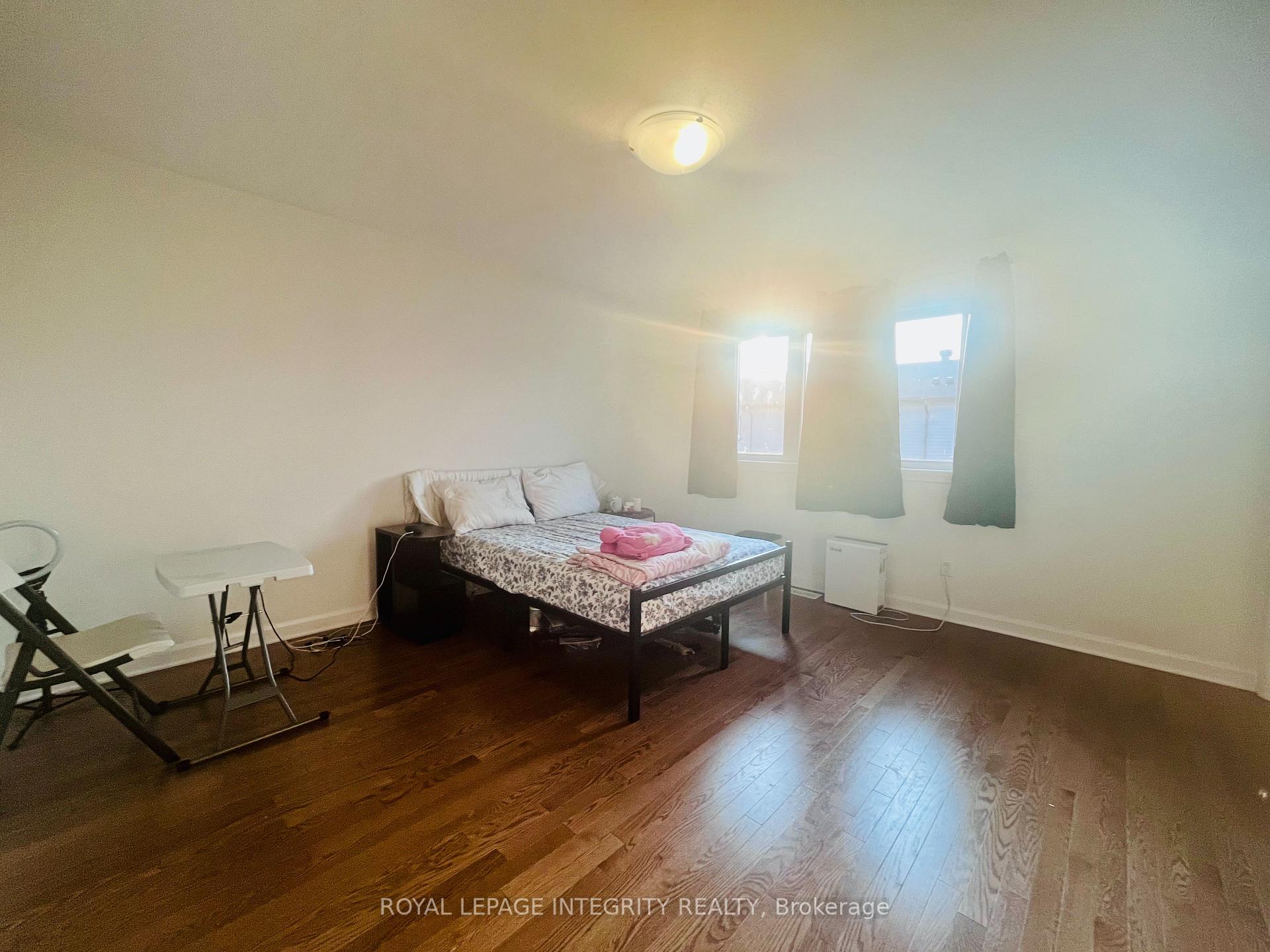 Photo 12 of 237 Calvington Avenue, Ottawa, Kanata - Kanata Lakes/Heritage Hills — HOMEH