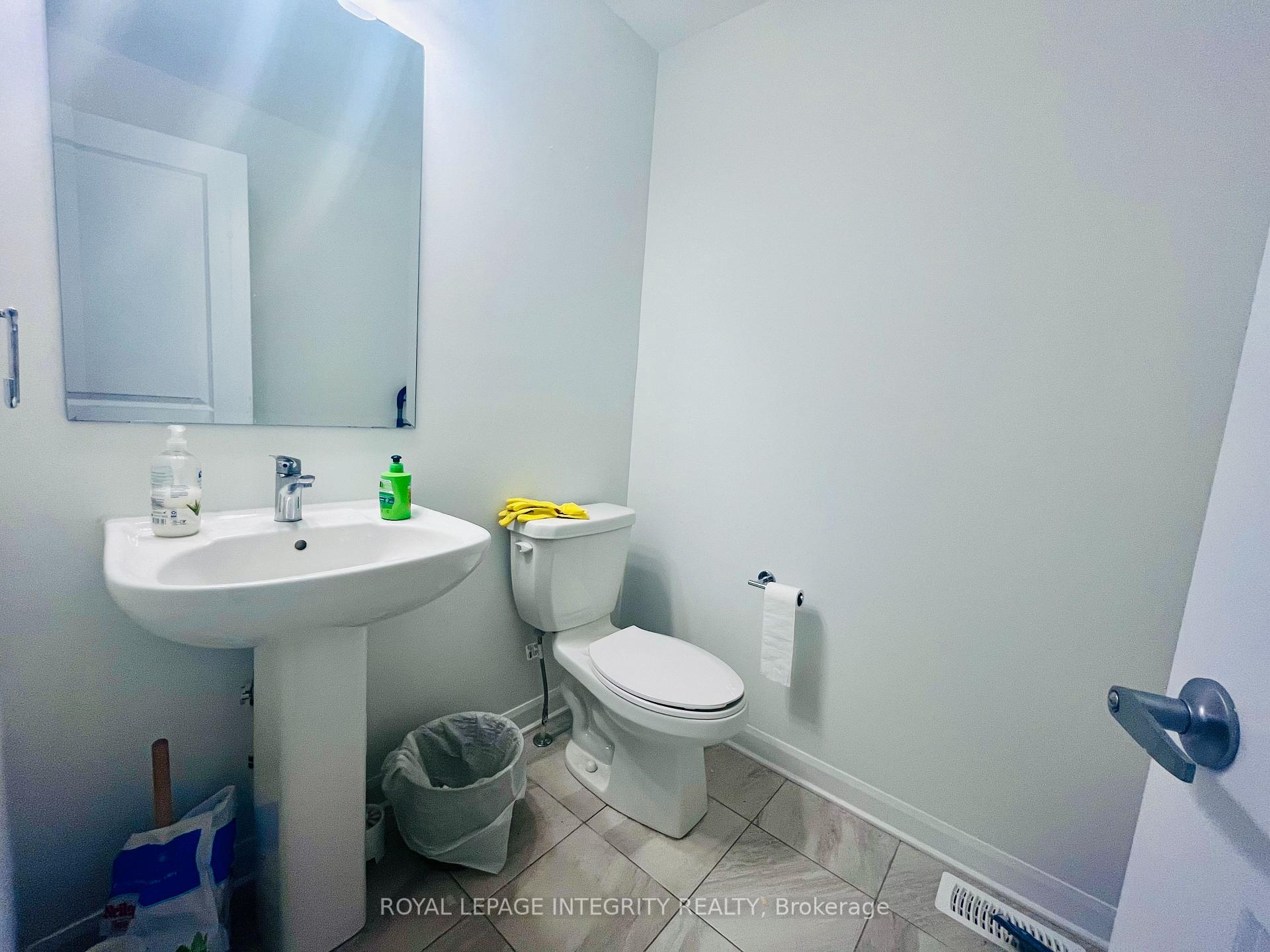 Photo 18 of 237 Calvington Avenue, Ottawa, Kanata - Kanata Lakes/Heritage Hills — HOMEH