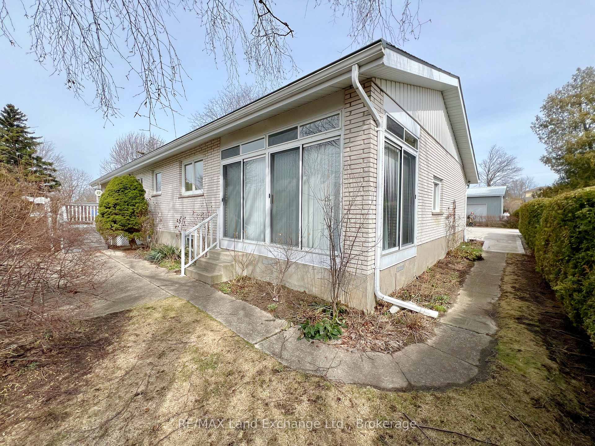 Photo 42 of 426 Wall Street, Kincardine — HOMEH