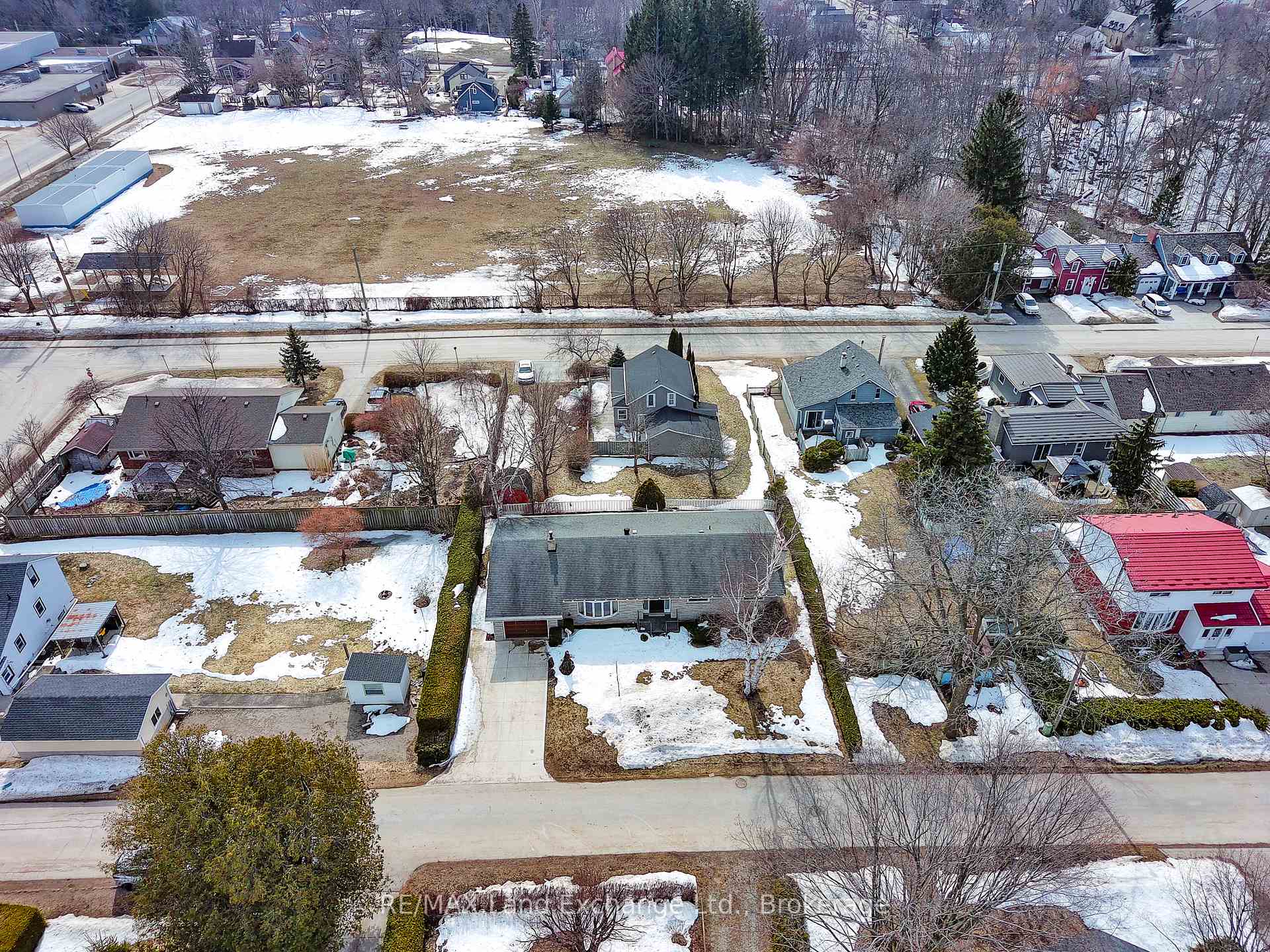 Photo 46 of 426 Wall Street, Kincardine — HOMEH