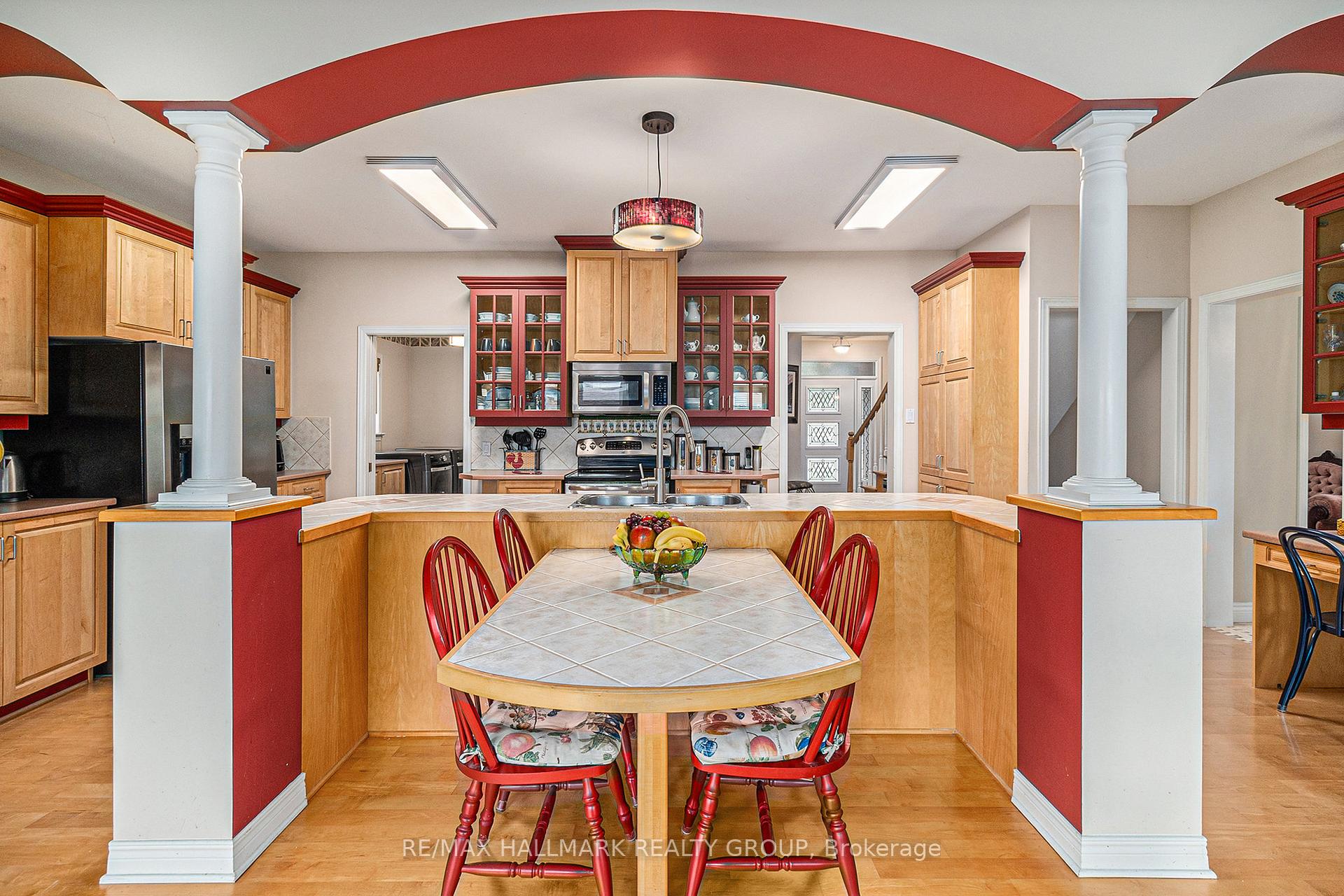 Photo 12 of 163 Yoho Drive, Ottawa, Kanata - Bridlewood — HOMEH