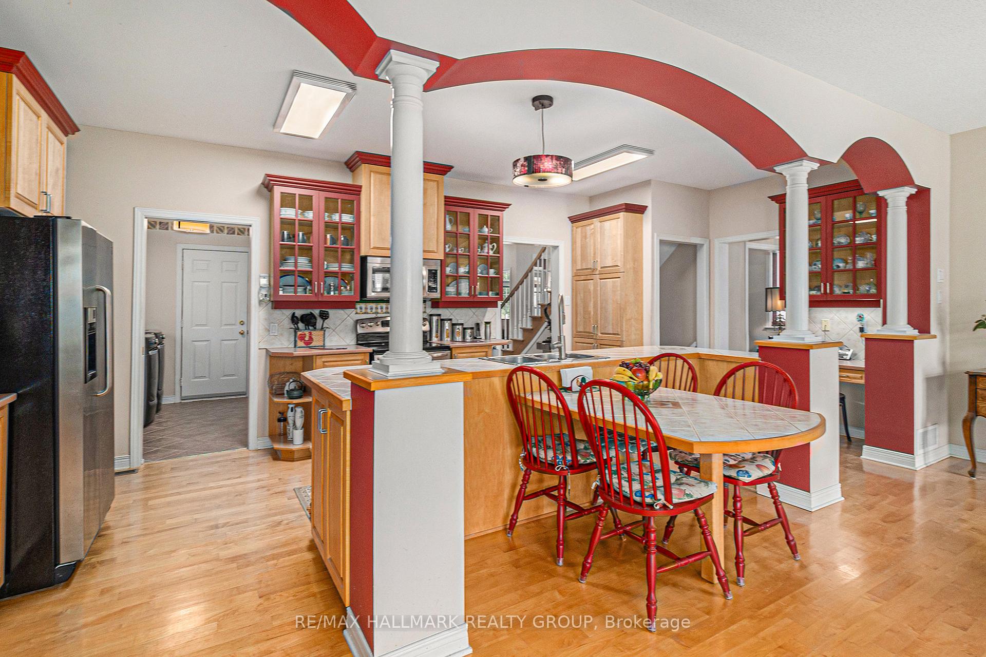 Photo 13 of 163 Yoho Drive, Ottawa, Kanata - Bridlewood — HOMEH