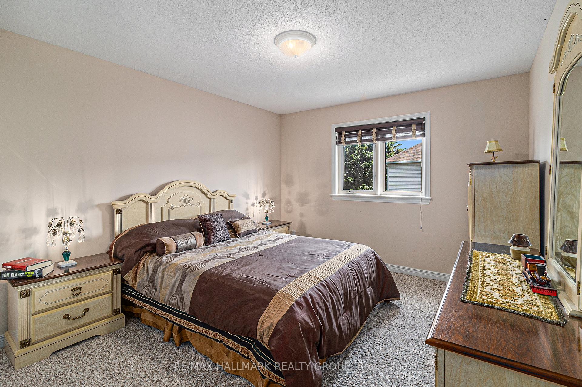 Photo 23 of 163 Yoho Drive, Ottawa, Kanata - Bridlewood — HOMEH