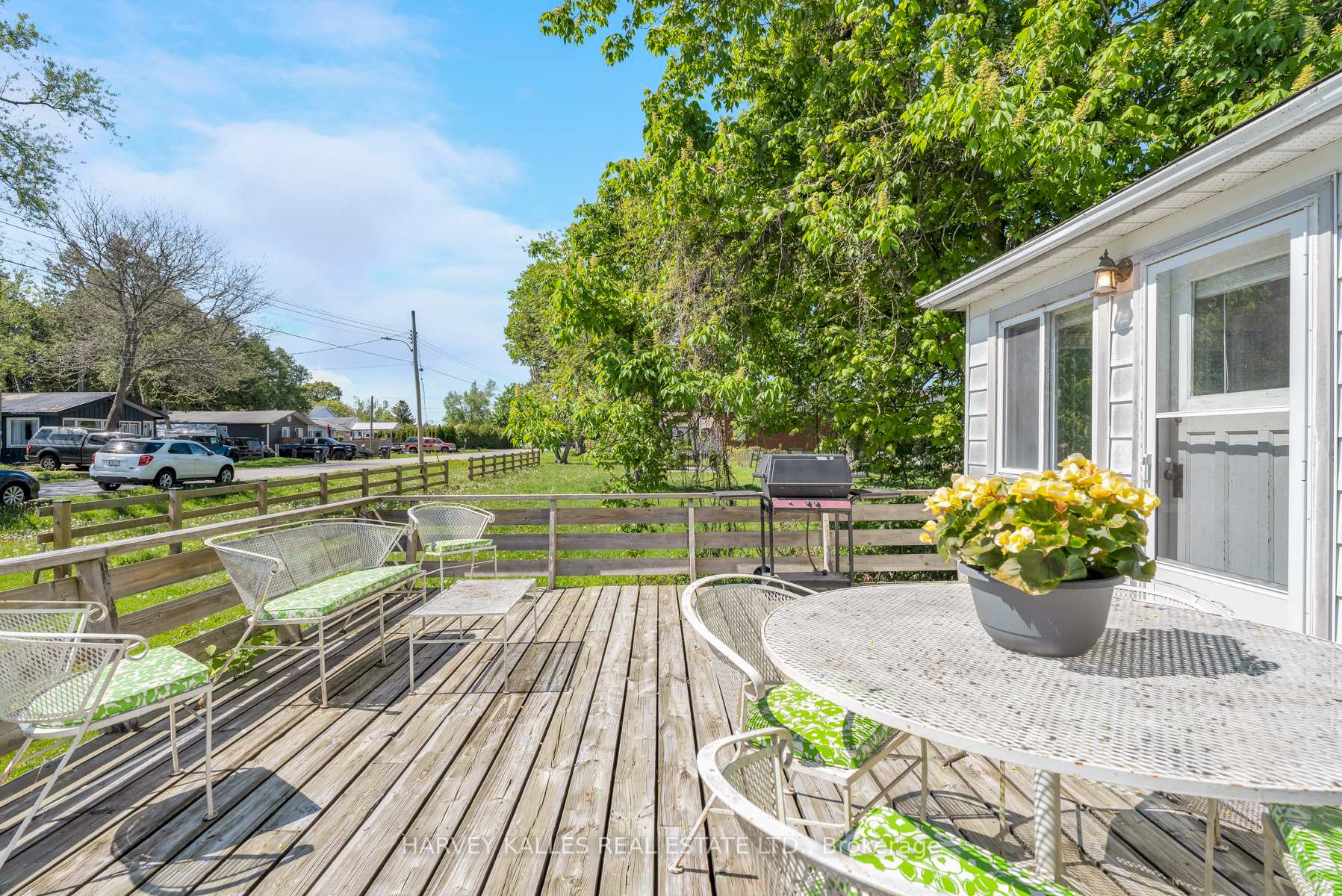 Photo 3 of 900 Goldie Street, Innisfil, Rural Innisfil — HOMEH