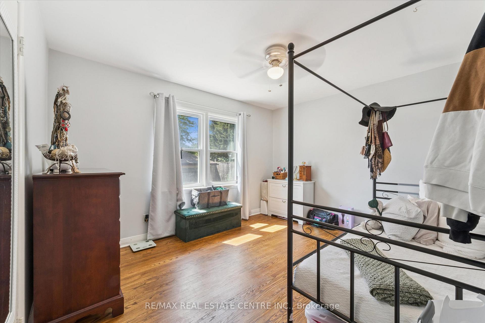 Photo 10 of Unit 2, 115 Marlborough Avenue, Kitchener — HOMEH