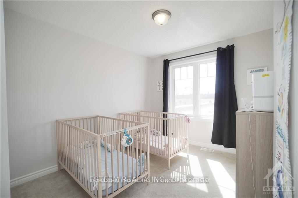 Photo 20 of 153 Pictou Crescent, Ottawa, Kanata - Emerald Meadows/Trailwest — HOMEH