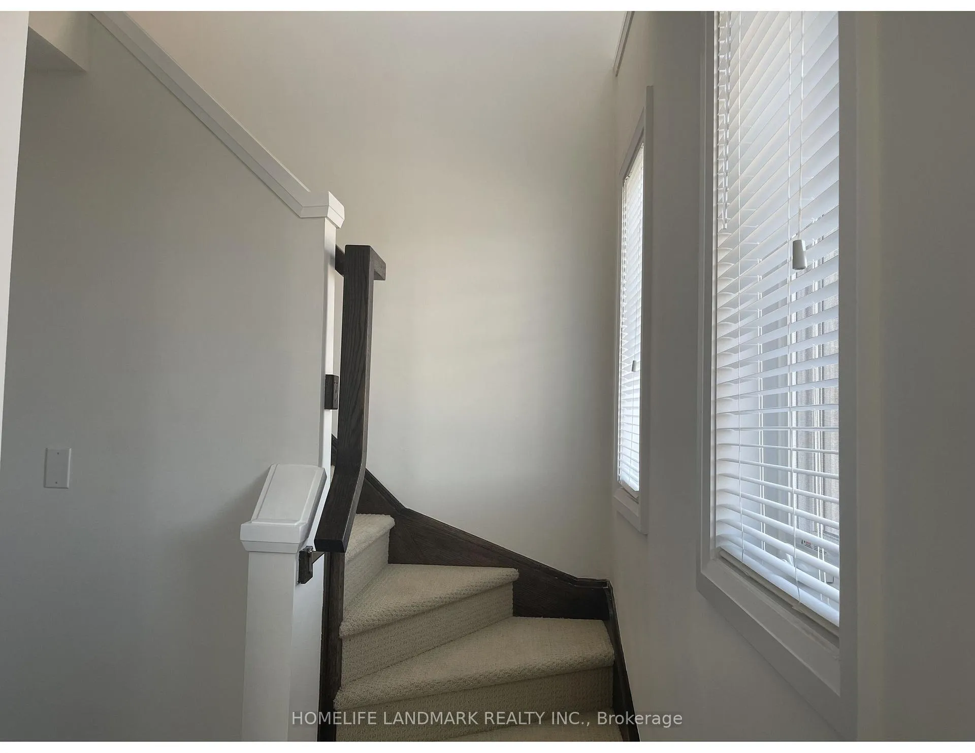 Photo 5 of Unit 31, 1169 Garner Road E, Hamilton, Meadowlands — HOMEH