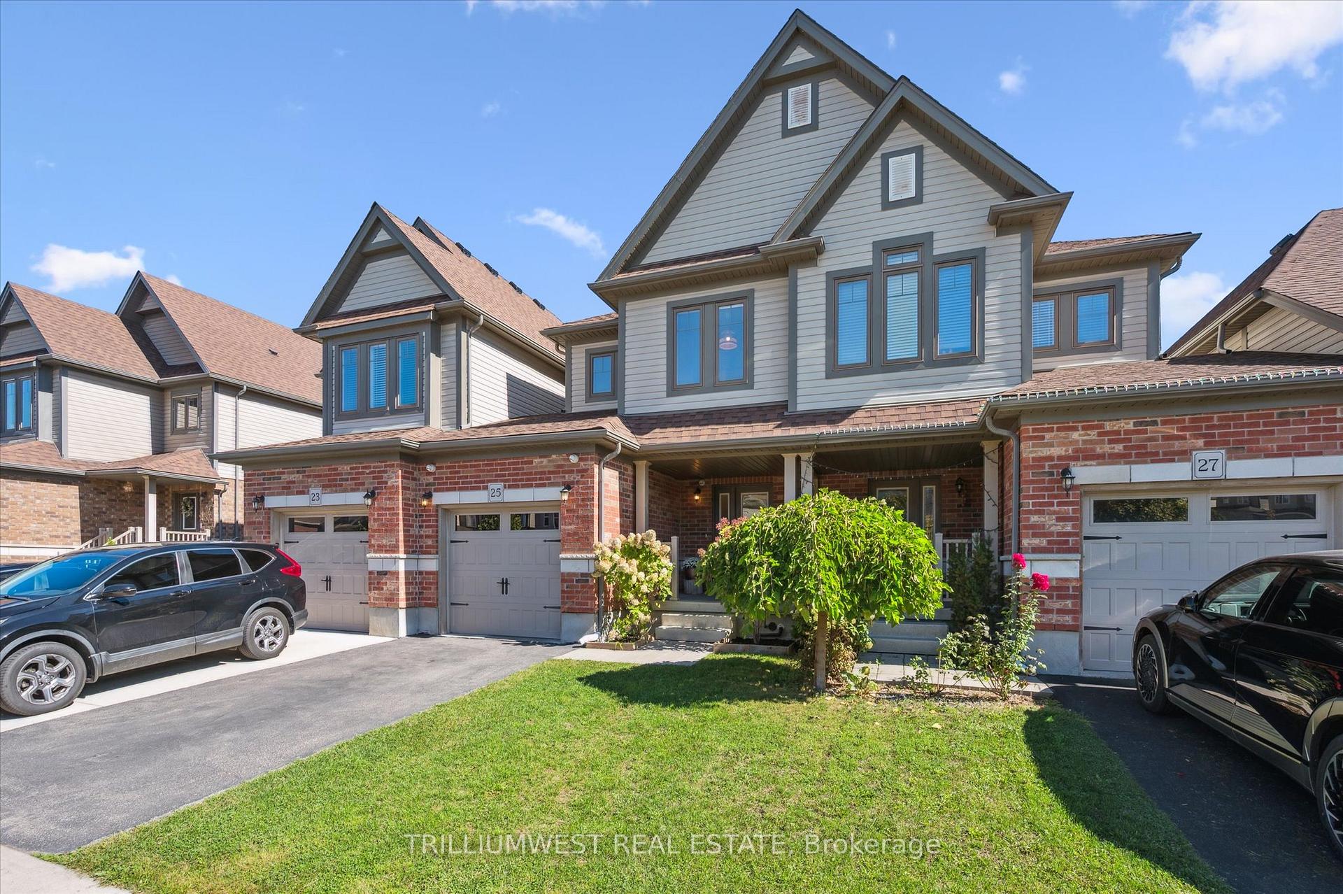 Photo 2 of 25 Sandybay Avenue, Kitchener — HOMEH