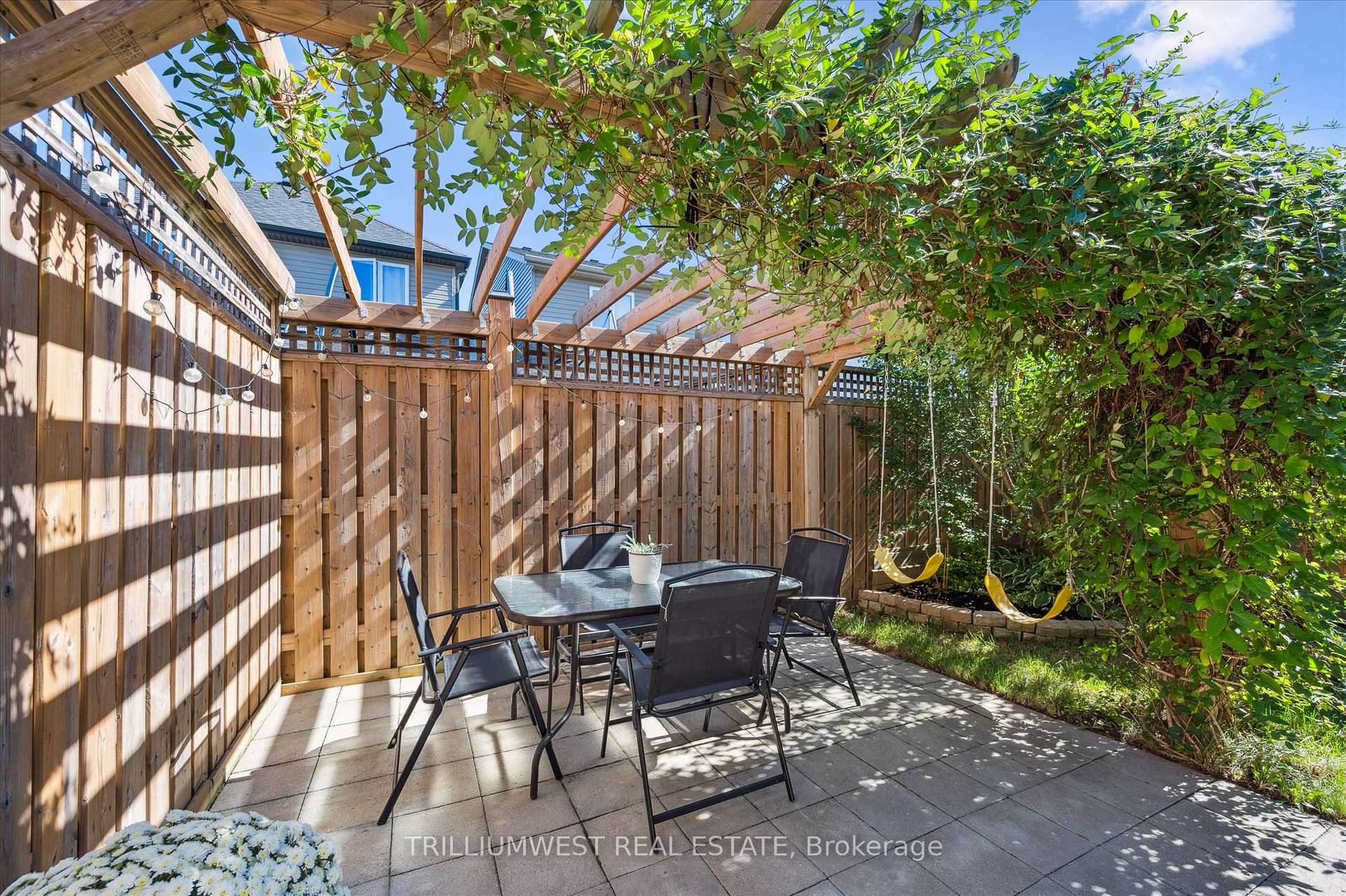 Photo 34 of 25 Sandybay Avenue, Kitchener — HOMEH