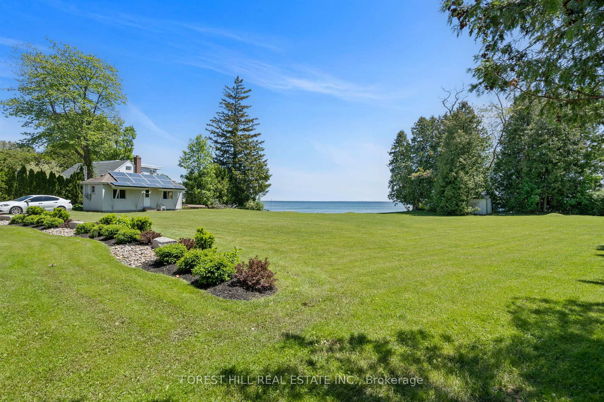Photo 5 of 49 Sunnypoint Drive, Innisfil, Rural Innisfil — HOMEH