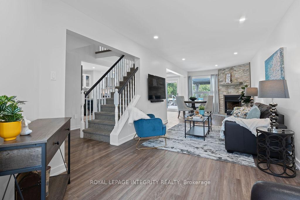 Photo 8 of 41 Beacon Way, Ottawa, Kanata - Morgan's Grant/South March — HOMEH