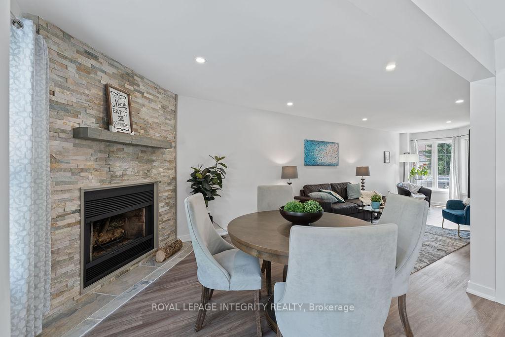 Photo 11 of 41 Beacon Way, Ottawa, Kanata - Morgan's Grant/South March — HOMEH