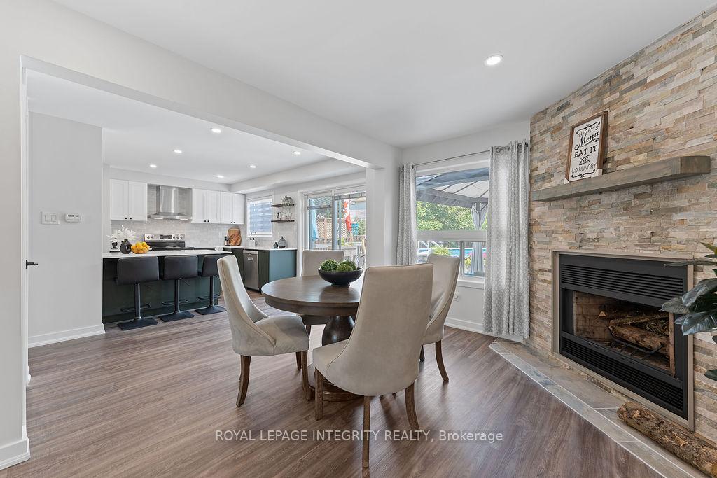 Photo 12 of 41 Beacon Way, Ottawa, Kanata - Morgan's Grant/South March — HOMEH