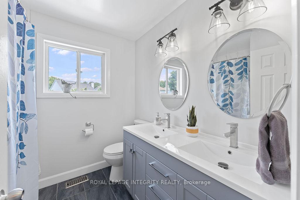 Photo 32 of 41 Beacon Way, Ottawa, Kanata - Morgan's Grant/South March — HOMEH