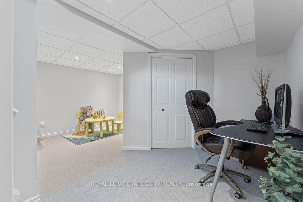 Photo 38 of 41 Beacon Way, Ottawa, Kanata - Morgan's Grant/South March — HOMEH