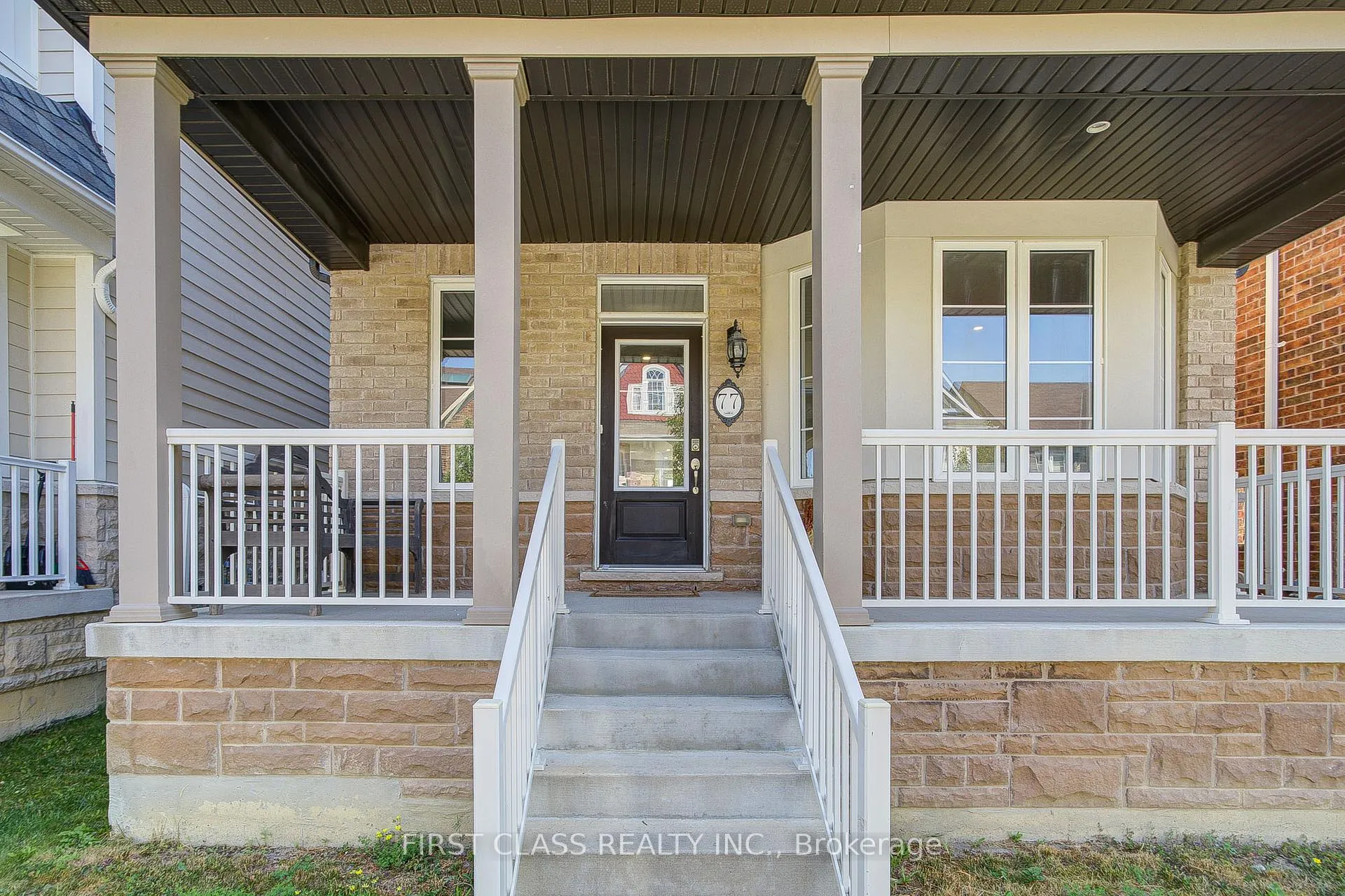 Photo 2 of 77 Diamond Jubilee Drive, Markham, Cornell — HOMEH