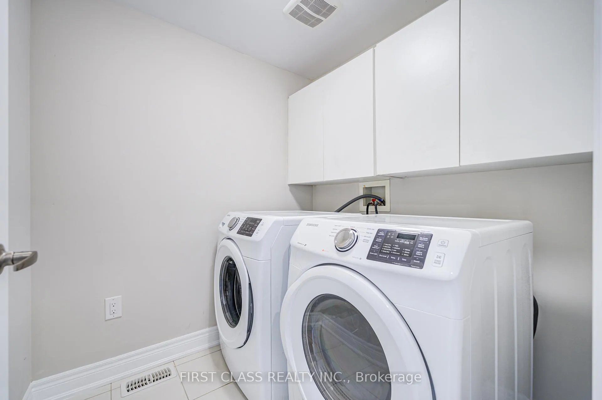 Photo 30 of 77 Diamond Jubilee Drive, Markham, Cornell — HOMEH