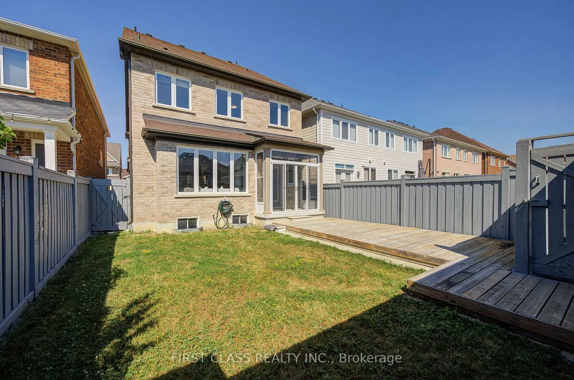 Photo 46 of 77 Diamond Jubilee Drive, Markham, Cornell — HOMEH