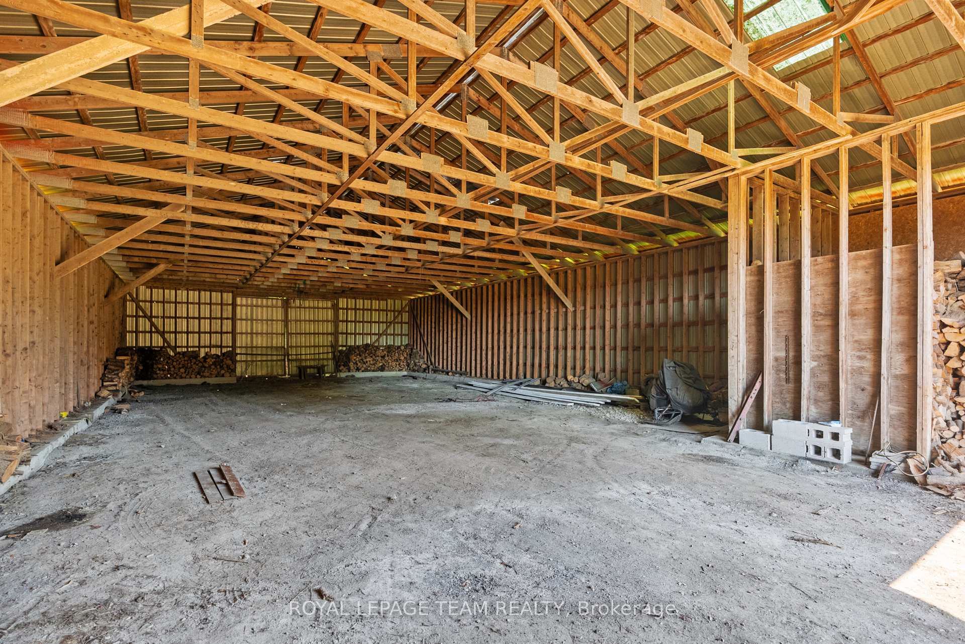 Photo 15 of 2307 Carsonby Road W, Ottawa, Rideau Twp W of Hwy 16 North of Reg Rd 6 — HOMEH