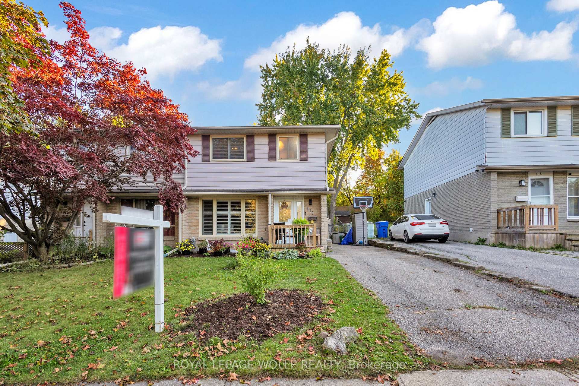 Photo 2 of 110 Shadeland Crescent, Kitchener — HOMEH