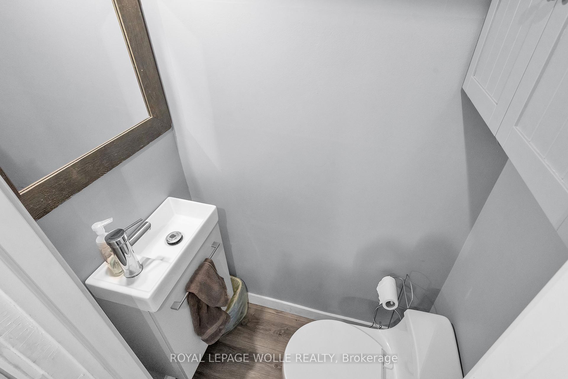 Photo 17 of 110 Shadeland Crescent, Kitchener — HOMEH