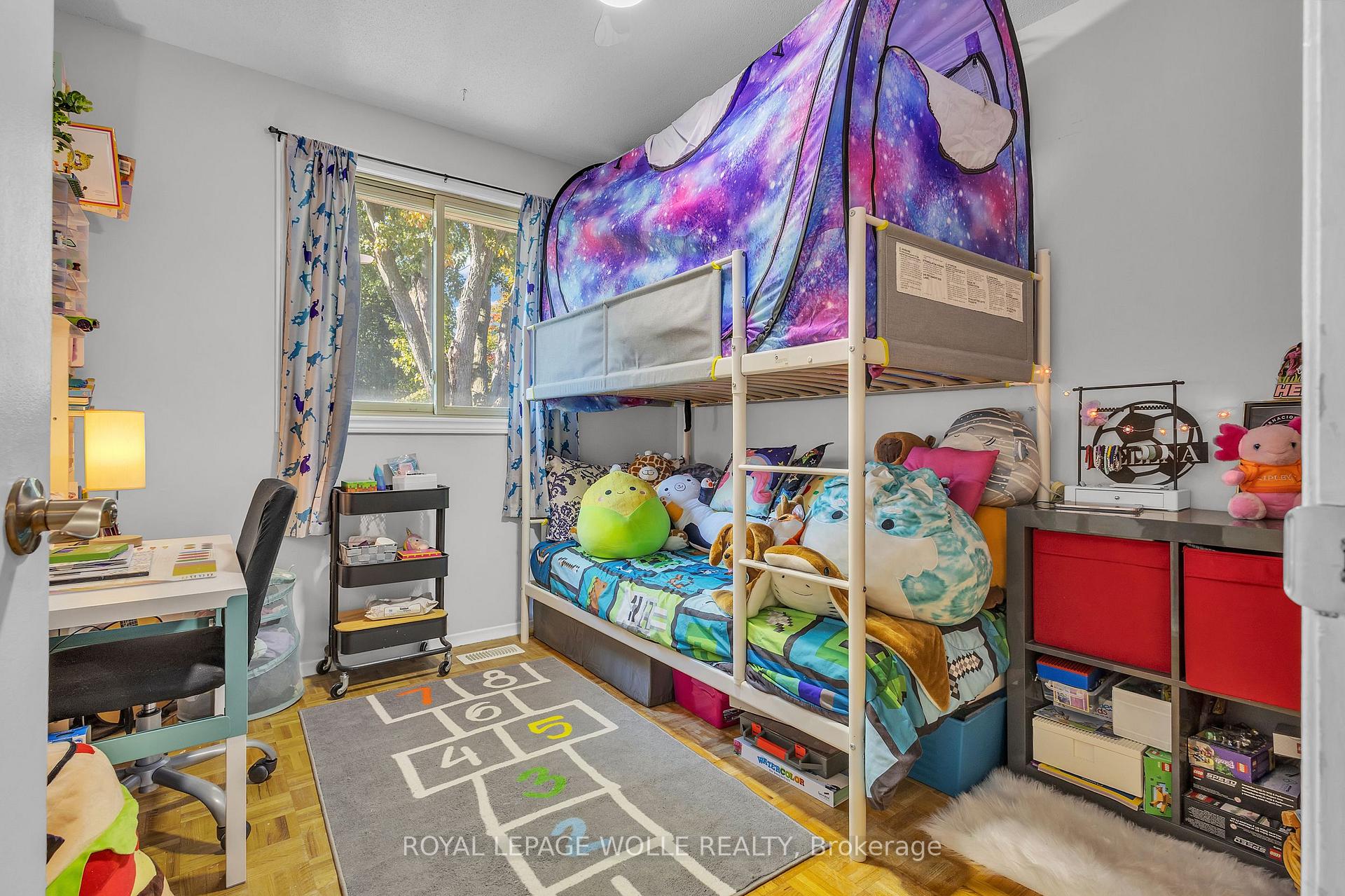 Photo 24 of 110 Shadeland Crescent, Kitchener — HOMEH