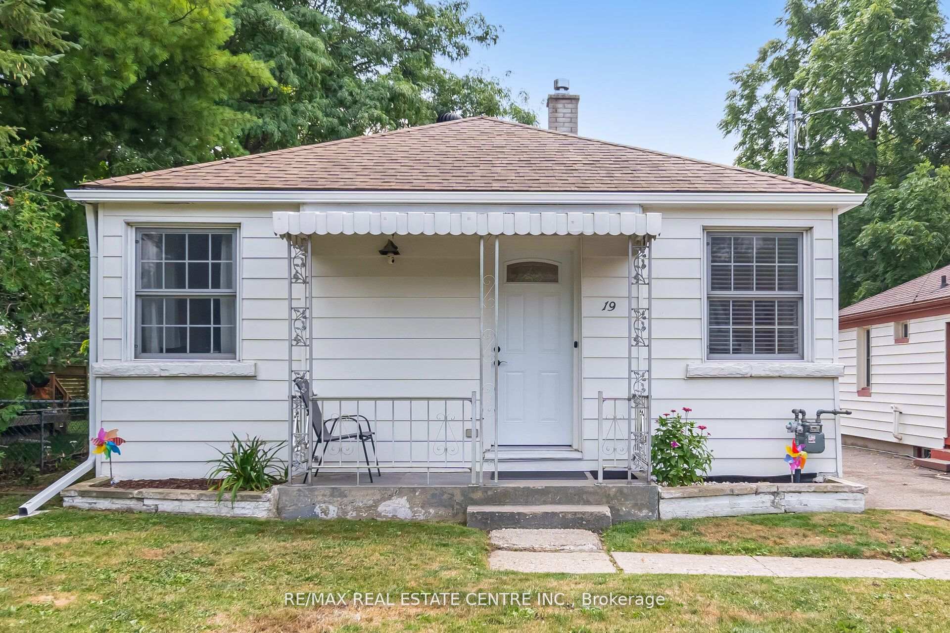 Front of 19 Seneca Drive