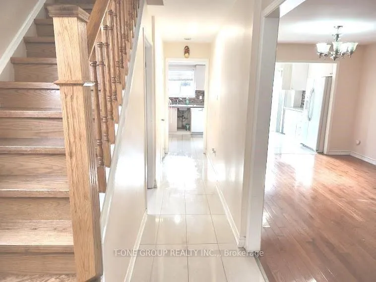 Photo 9 of 42 Sorrell Crescent, Markham, Milliken Mills East — HOMEH