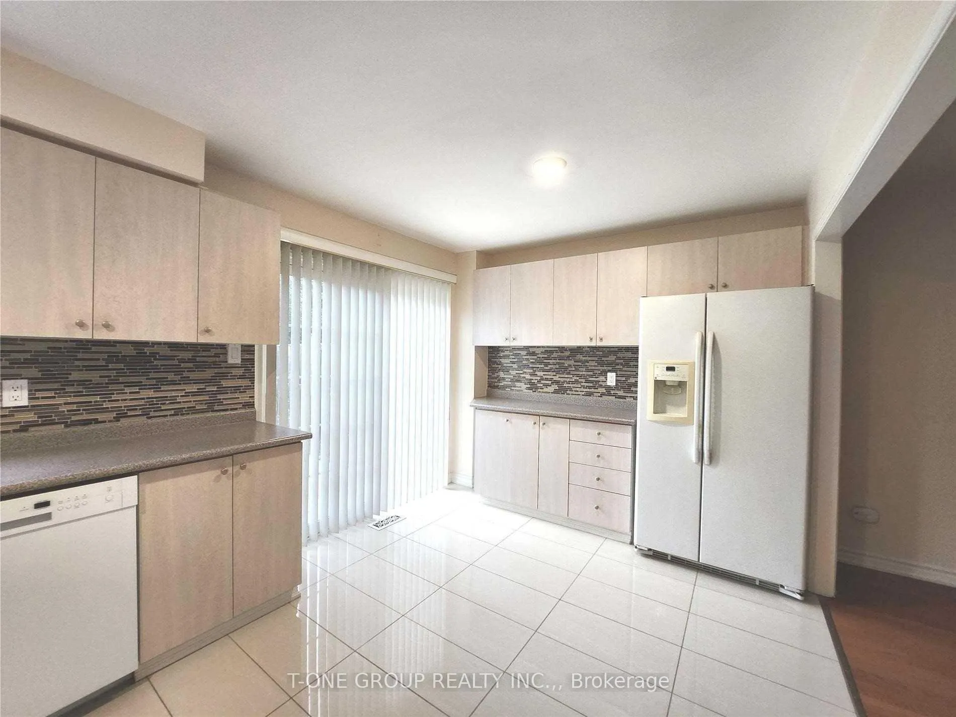 Photo 11 of 42 Sorrell Crescent, Markham, Milliken Mills East — HOMEH