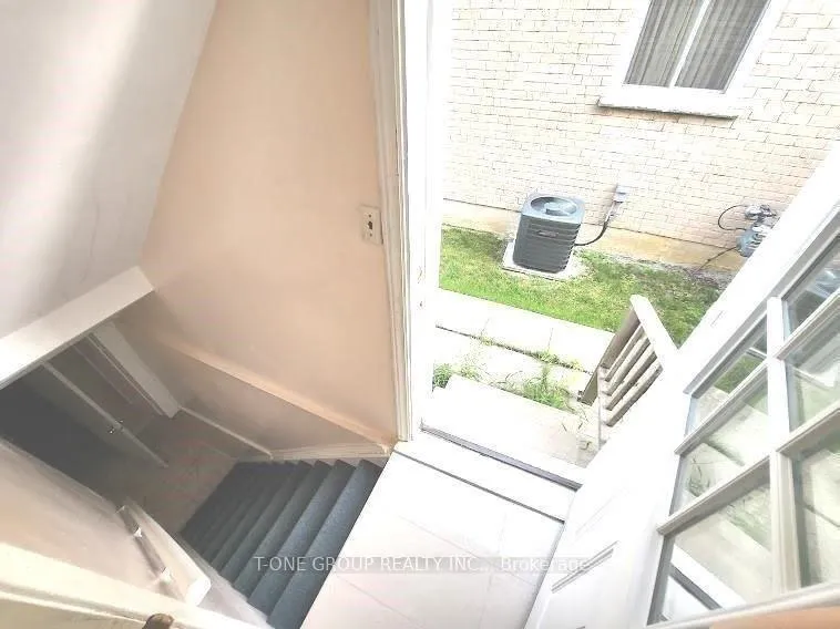 Photo 25 of 42 Sorrell Crescent, Markham, Milliken Mills East — HOMEH
