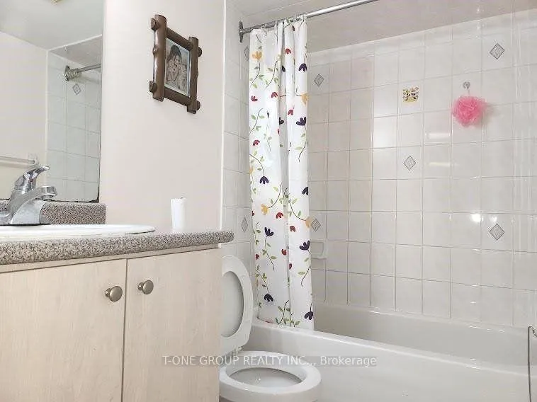 Photo 29 of 42 Sorrell Crescent, Markham, Milliken Mills East — HOMEH
