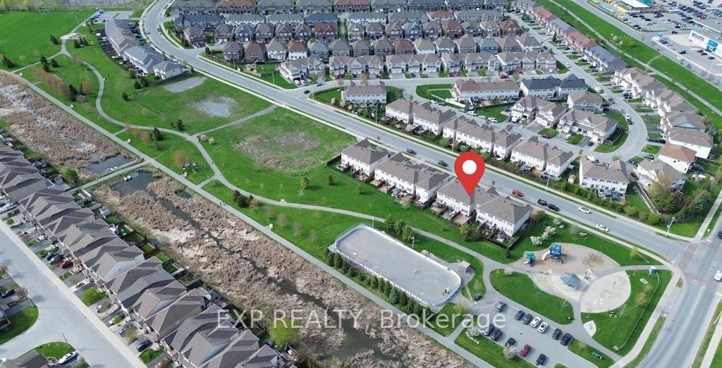 Photo 5 of 126 Akerson Road, Ottawa, Kanata - Emerald Meadows/Trailwest — HOMEH