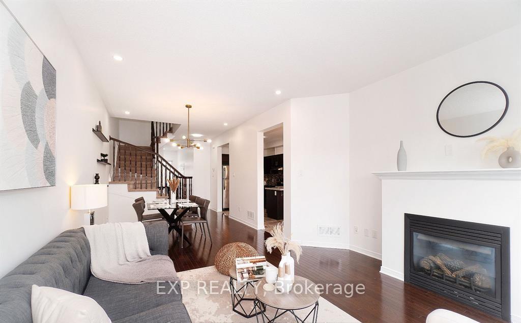 Photo 12 of 126 Akerson Road, Ottawa, Kanata - Emerald Meadows/Trailwest — HOMEH