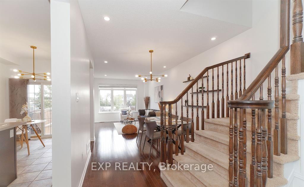 Photo 13 of 126 Akerson Road, Ottawa, Kanata - Emerald Meadows/Trailwest — HOMEH