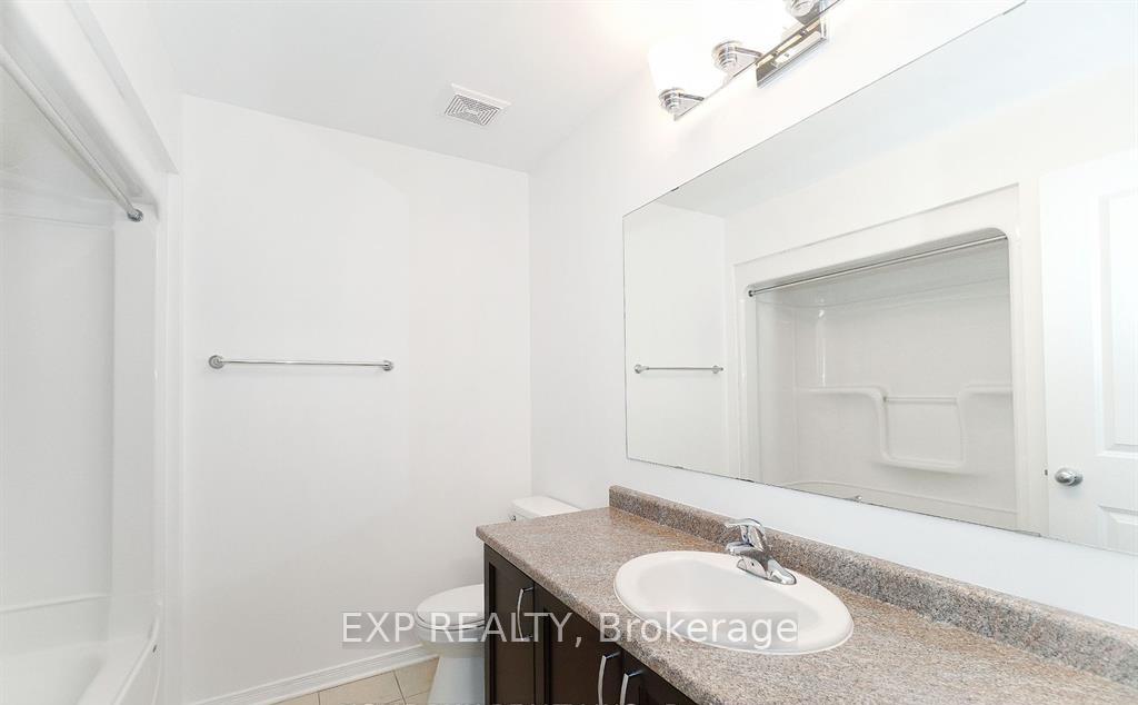 Photo 35 of 126 Akerson Road, Ottawa, Kanata - Emerald Meadows/Trailwest — HOMEH