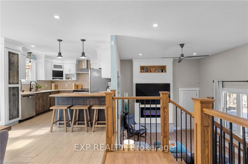 Photo 9 of 2648 Wilson Place, Innisfil, Rural Innisfil — HOMEH