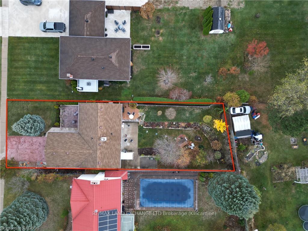 Photo 25 of 355 Penetangore Row, Kincardine — HOMEH